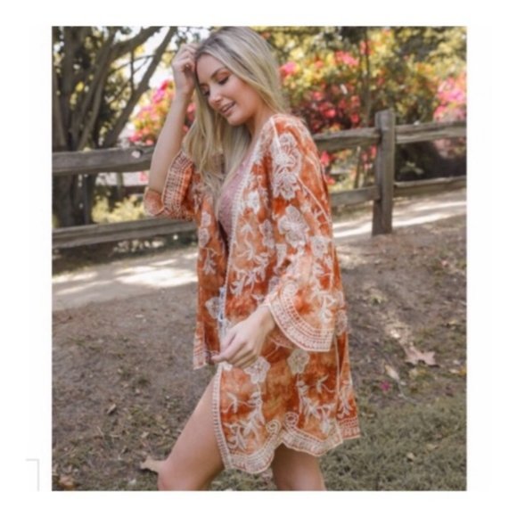 🆕 Embroidered Kimono RUST COLOR ONLY !!!! FIRM!!! - Picture 1 of 4